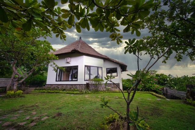 Sing Sing Resort Lovina Exterior photo